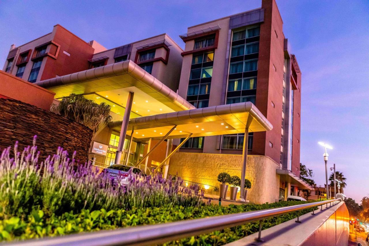 Southern Sun Rosebank, Johannesburg Exterior photo