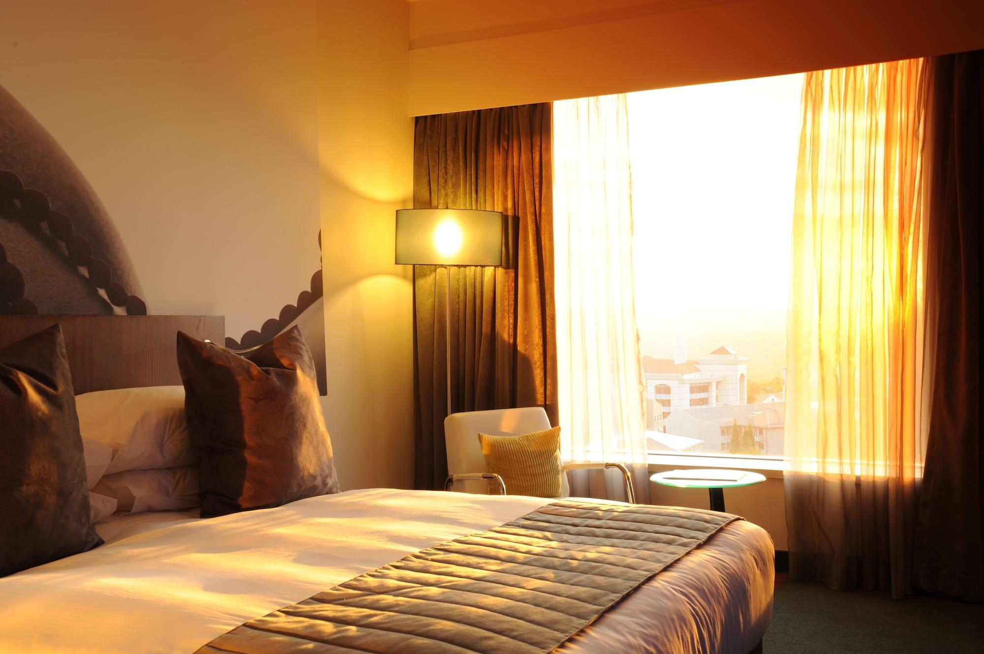 Southern Sun Rosebank, Johannesburg Exterior photo