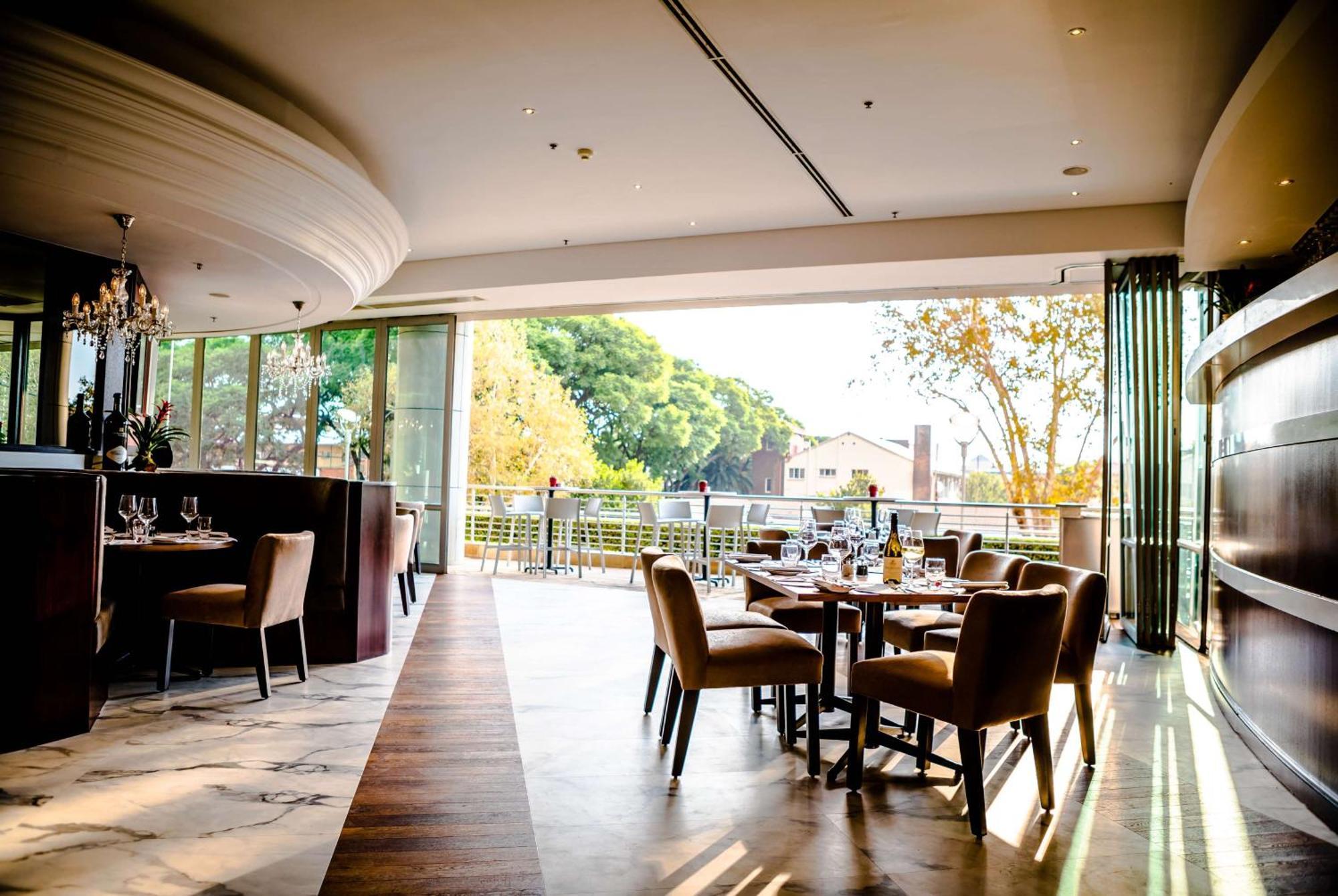 Southern Sun Rosebank, Johannesburg Exterior photo